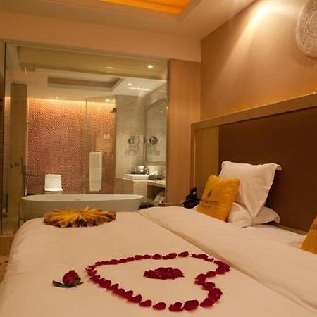 ווהאן Hongshan Hotel מראה חיצוני תמונה