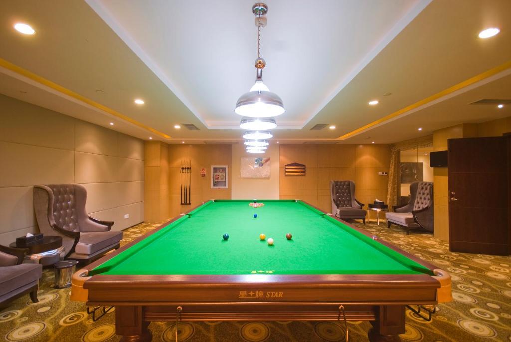 ווהאן Hongshan Hotel מראה חיצוני תמונה