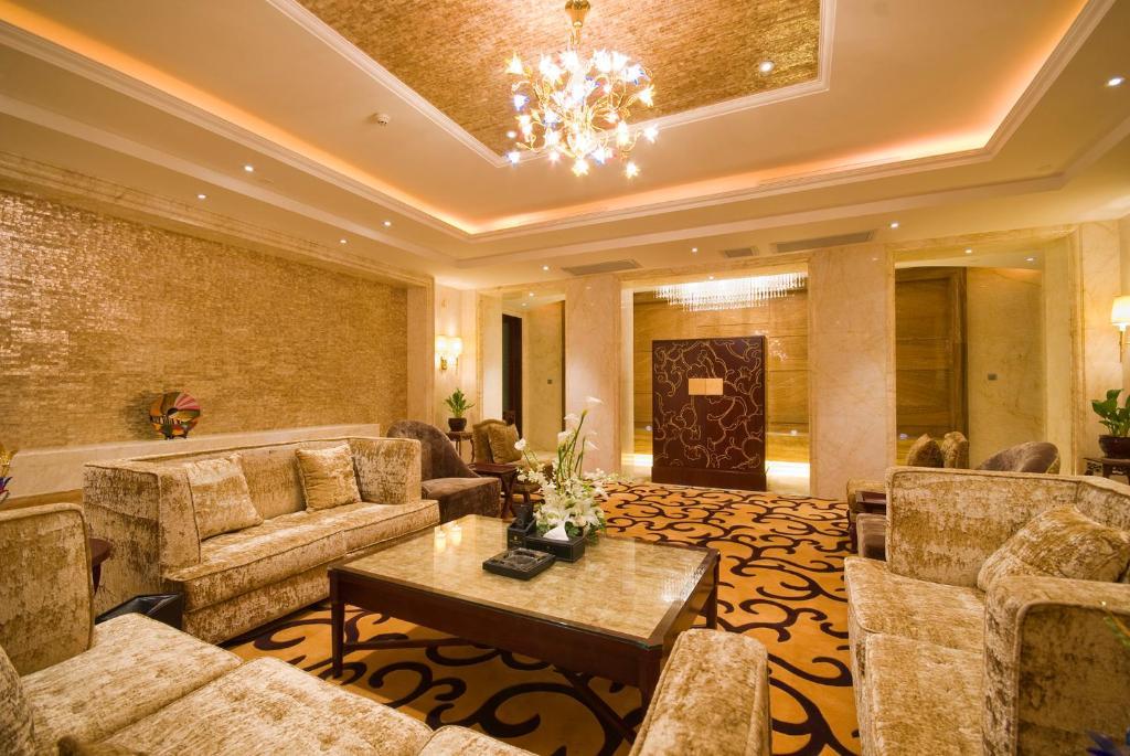 ווהאן Hongshan Hotel מראה חיצוני תמונה
