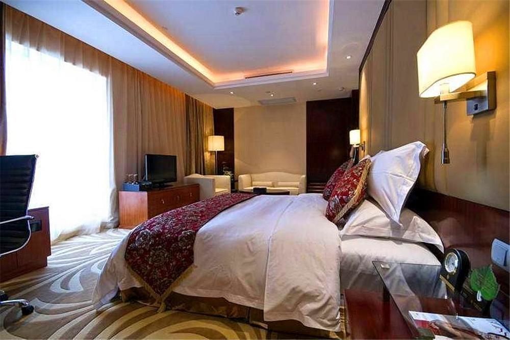 ווהאן Hongshan Hotel מראה חיצוני תמונה