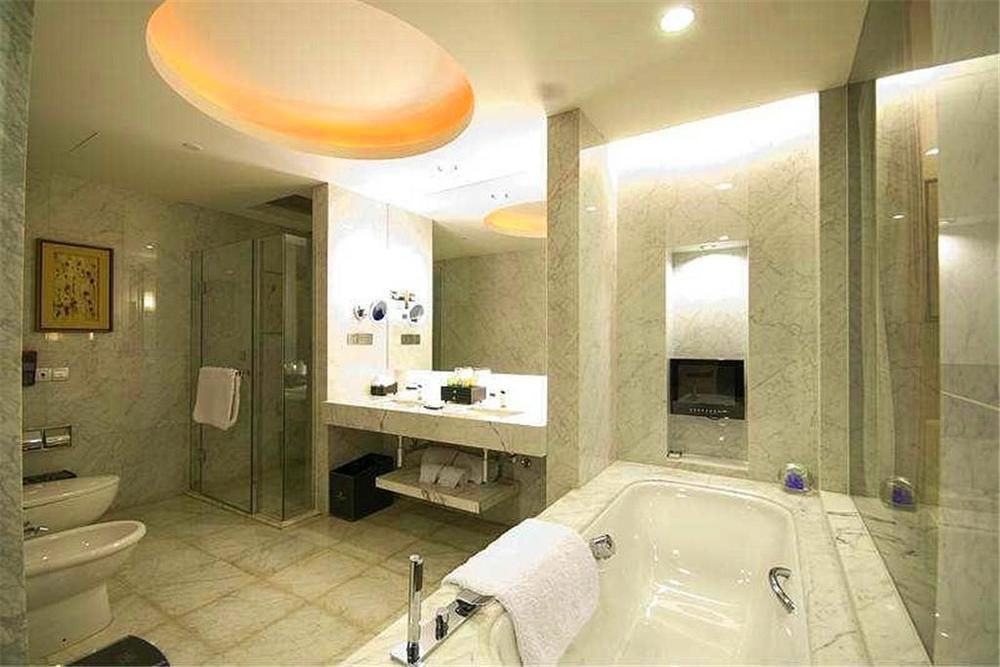 ווהאן Hongshan Hotel מראה חיצוני תמונה