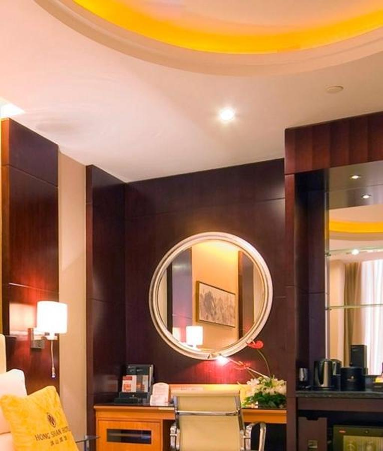 ווהאן Hongshan Hotel מראה חיצוני תמונה